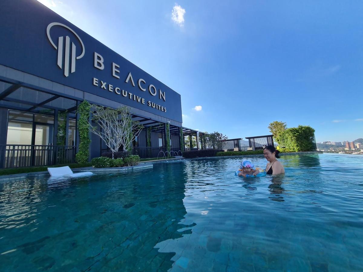 Beacon Executive Suite - Skypool Penang View George Town Esterno foto
