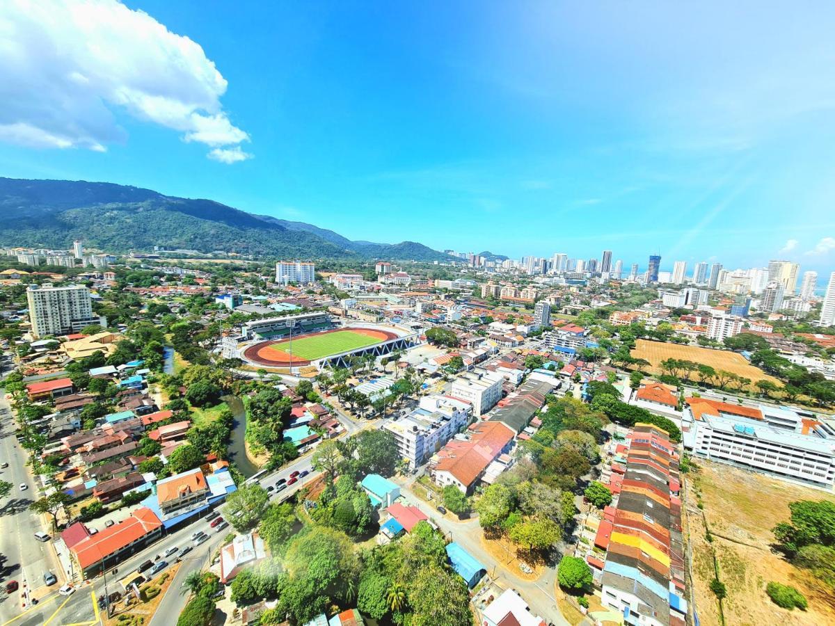 Beacon Executive Suite - Skypool Penang View George Town Esterno foto