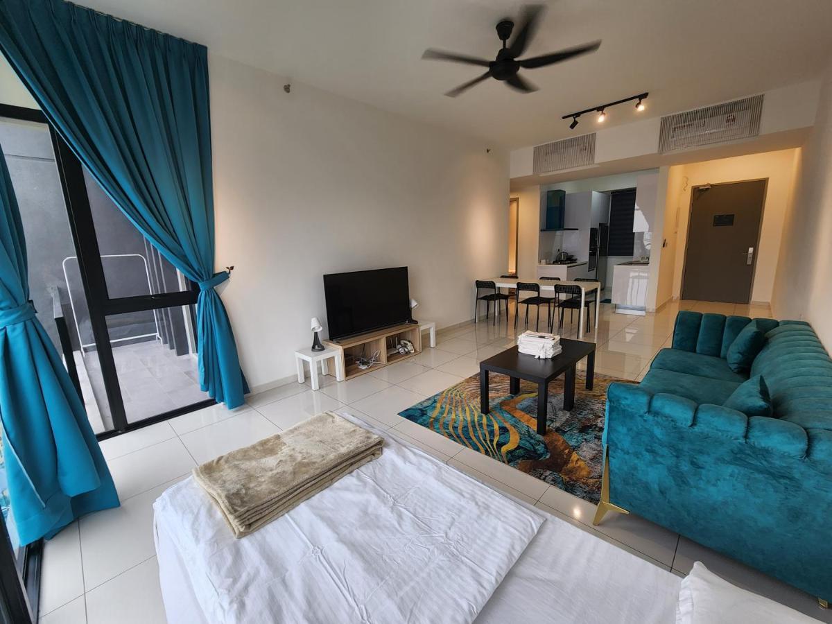 Beacon Executive Suite - Skypool Penang View George Town Esterno foto