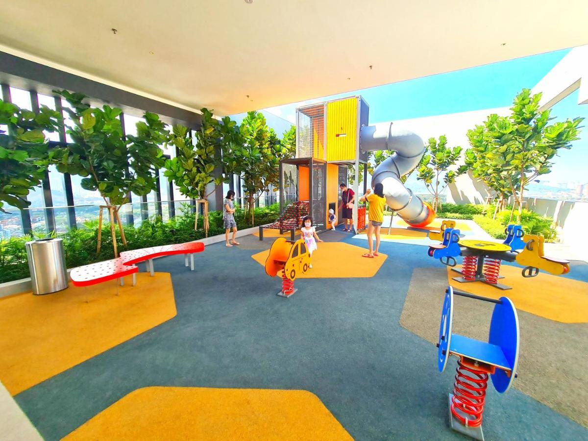 Beacon Executive Suite - Skypool Penang View George Town Esterno foto