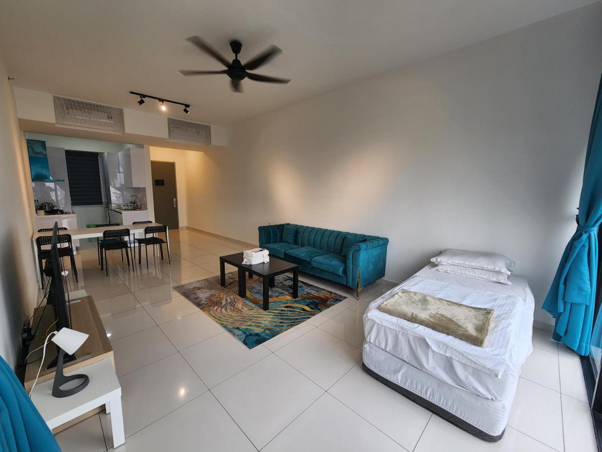 Beacon Executive Suite - Skypool Penang View George Town Esterno foto