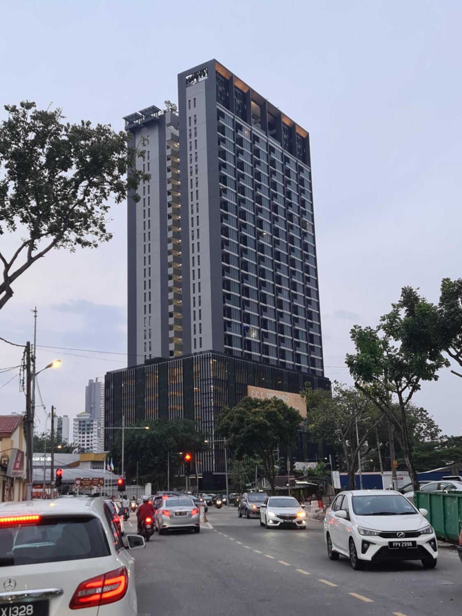 Beacon Executive Suite - Skypool Penang View George Town Esterno foto