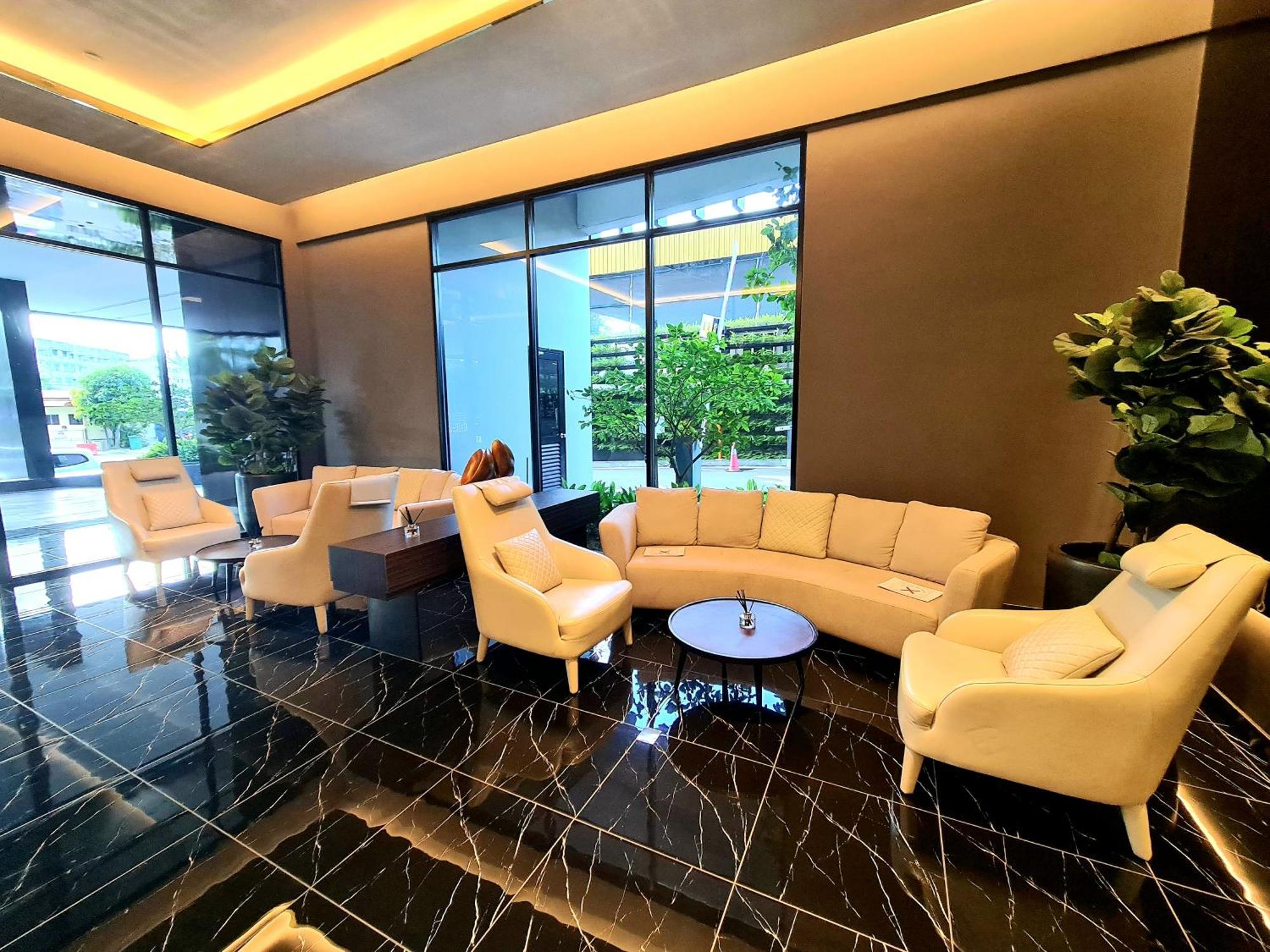 Beacon Executive Suite - Skypool Penang View George Town Esterno foto
