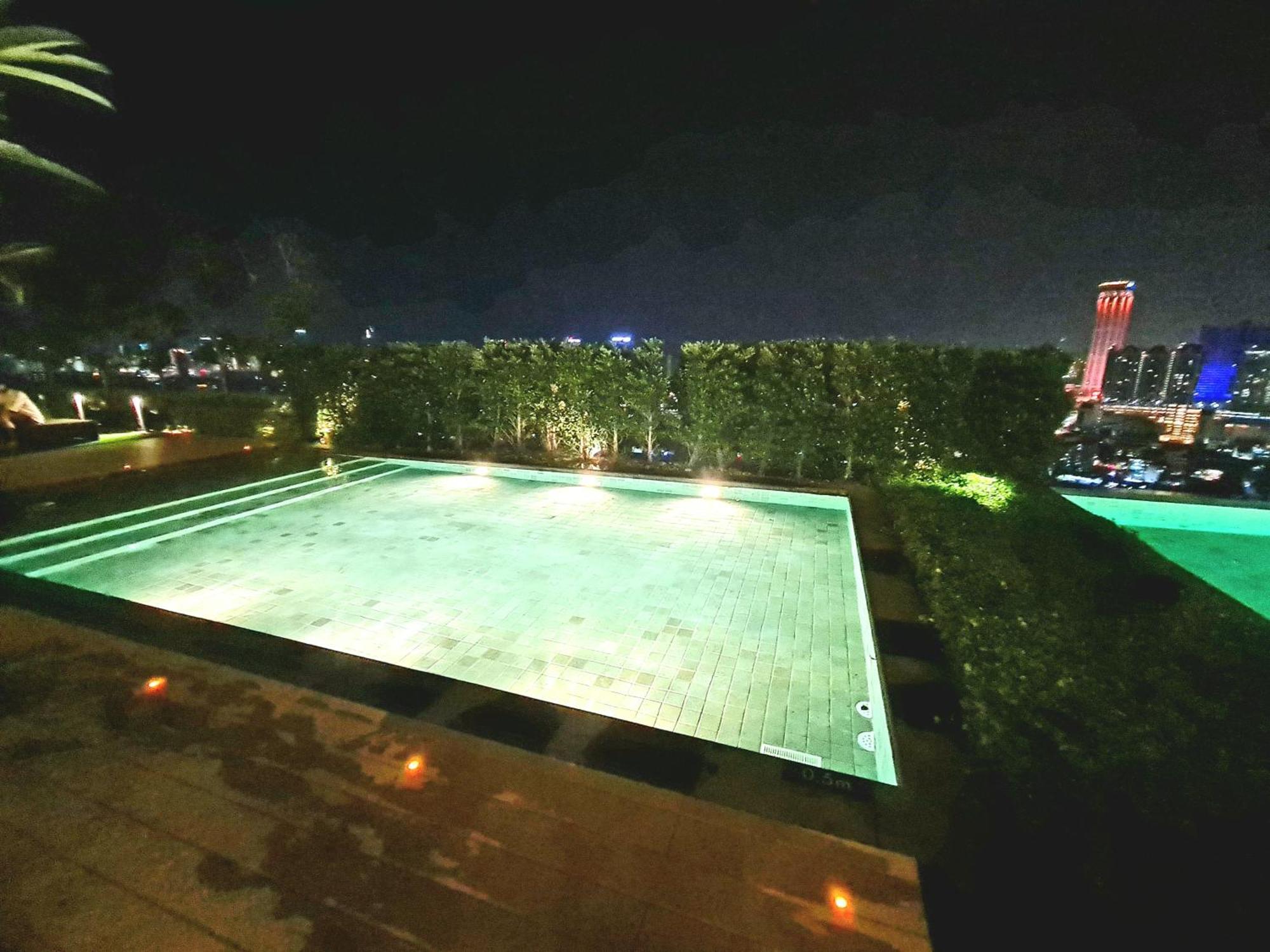 Beacon Executive Suite - Skypool Penang View George Town Esterno foto